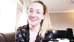 Meine nackten Brüste! Ich habe ein 2. Video für euch! mit Emma-Berg